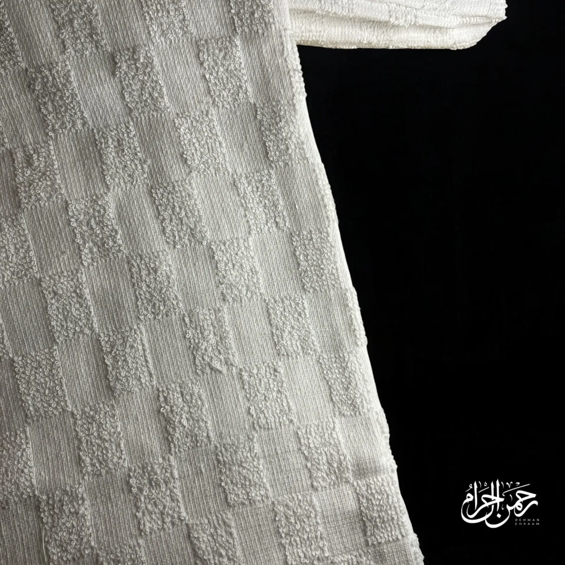 Royal Damask Box Weave Ehraam